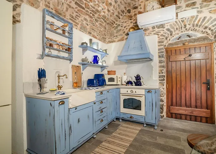 Byzantine Home In The Castle